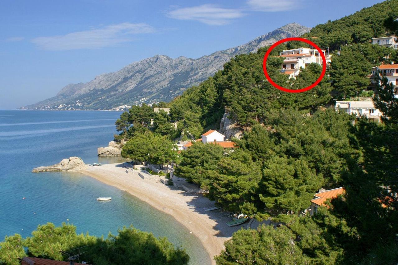 Apartments By The Sea Brela, Makarska - 6688 Eksteriør billede