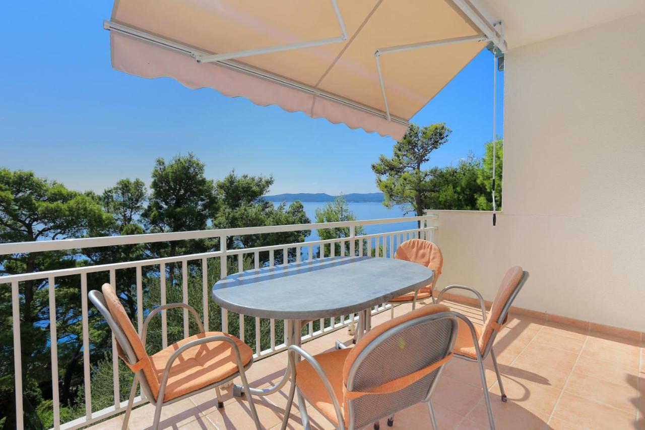 Apartments By The Sea Brela, Makarska - 6688 Eksteriør billede